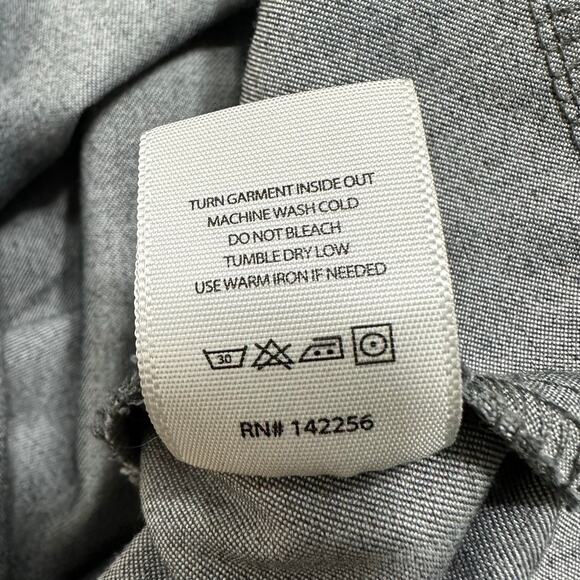 Figs Technical Rafaela Oversized Scrub Top Women's Size Small Graphite Gray - Picture 7 of 7